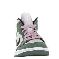 مملوكة مسبقًا Nike Jordan 1 Mid Dutch Green Sneakers Size US 7.5W (EU 38.5)