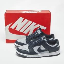 مملوكة مسبقًا حذاء رياضي نايك دانك لو جلد بلونين برباط مقاس 44.5