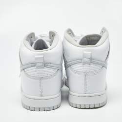 Pre Owned حذاء رياضي نايك دانك هاي جلد أبيض رقبة عالية مقاس 43