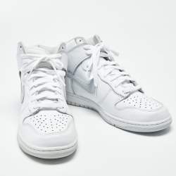 Pre Owned حذاء رياضي نايك دانك هاي جلد أبيض رقبة عالية مقاس 43