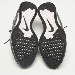 Pre Owned حذاء رياضي نايك أكس - ساسايا - متماسك أبيض/أسود قماش محبوك ريسر أوريو 2 دانتيل مقاس 36.5