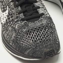 Pre Owned حذاء رياضي نايك أكس - ساسايا - متماسك أبيض/أسود قماش محبوك ريسر أوريو 2 دانتيل مقاس 36.5