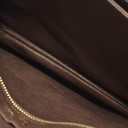 مملوكة مسبقًا حقيبة كتف نينا ريتشي جلد بني مطبوع قلاب مغلف