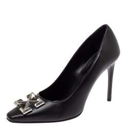 Pre Owned Off-White Black Leather Arrow Embellished Pumps Size 41