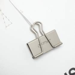 Off-White White Leather Binder Clip 'For Display Only' Tote