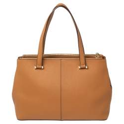 Pre Owned حقيبة يد توتس دي كي إن واي جلد سافيانو بني فاتح بسحاب مزدوج