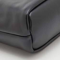 Pre Owned Off-White Black Leather Off Hands Zipped 25 Pouch