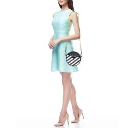 Pre Owned Off-White Black/White Diagonal Striped Leather Round Crossbody Bag