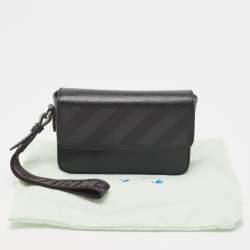 Pre Owned Off-White Black Leather Flap Wristlet Clutch