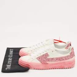 Pre Owned حذاء رياضي أوف وايت أبيض / وردي من الجلد السويدي والجليتر بفولكان مقاس 41