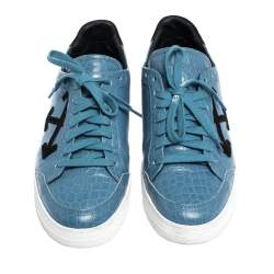Pre Owned حذاء رياضى أوف وايت منخفض من الأعلى أربطة جلد نقش تمساح أزرق مقاس 39