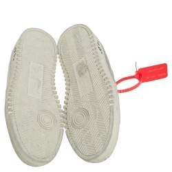 Pre Owned حذاء رياضي أوف وايت سي/أو فيرغيل ابلو ارو 2.0 رباط علوي ممزق سويدي و جلد غليتر فضي مقاس 38