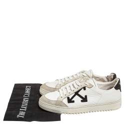 Pre Owned حذاء رياضي أوف وايت منخفض من أعلى كاريأوفر جلد أسود/ أبيض مقاس 37