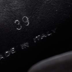 مملوكة مسبقًا Off-White Pink Python Embossed Leather Low 2.0 Sneakers Size 39