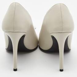 مملوكة مسبقًا Off-White Cream Leather Arrow Embellished Pumps Size 36
