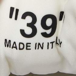 مملوكة مسبقًا Off-White Grey/Silver Suede and Fabric Low Top Sneakers Size 39