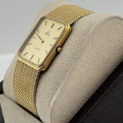 Pre Owned Omega De Ville Quartz 14K Yellow Gold Women's Wristwatch 23 mm