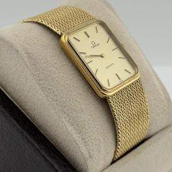 Pre Owned Omega De Ville Quartz 14K Yellow Gold Women's Wristwatch 23 mm