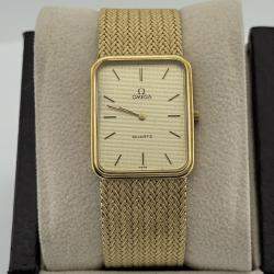 Pre Owned Omega De Ville Quartz 14K Yellow Gold Women's Wristwatch 23 mm