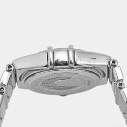 Pre Owned ساعة يد نسائية أوميغا كونستليشن 1561.71.00 ميناء صدف فولاذ مقاوم للصدأ 22.50 مم