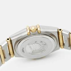 مملوكة مسبقًا ساعة يد نسائية أوميغا كونستليشن 795.1203 كوارتز صدف 18 قيراط ذهب أصفر ستانلس ستيل 22 مم