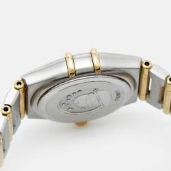 مملوكة م سبقًا ساعة يد نسائية أوميغا كونستليشن 795.1203 كوارتز صدف 18 قيراط ذهب أصفر ستانلس ستيل 22 مم