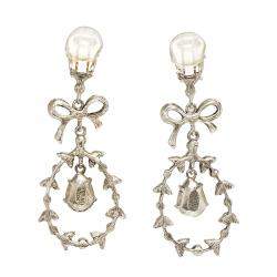 Pre Owned أقراط أوسكار دي لا رينتا دمعة فيونكة فضية اللون كريستال بكلبس