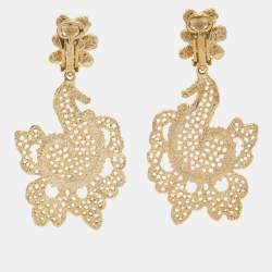 Pre Owned Oscar de la Renta Gold Filigree Floral Clip On Earrings