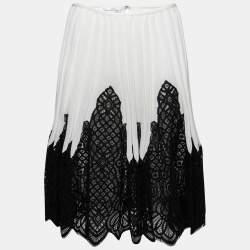 Pre Owned Oscar de la Renta Ivory Silk Lace Applique Pleated Skirt L