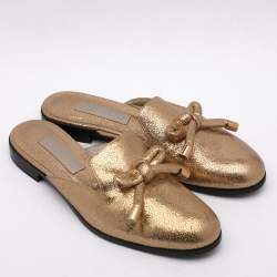 Oscar de la Renta Gold Crinkled Leather Bow Flat Mules Size 38