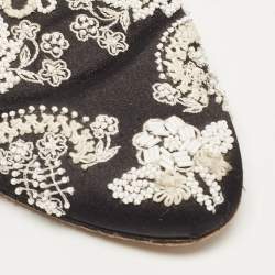Oscar de la Renta Black Satin Embellished Flat Mule Size 39