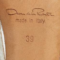 Pre Owned صندل أوسكار دي لا رينتا امبريا جلد ذهبي حزام كاحل مقاس 39