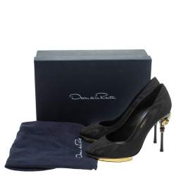 Pre Owned Oscar de la Renta Black Satin Colette Round Toe Pumps Size 38