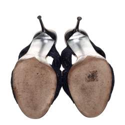 Pre Owned صندل اوسكار دي لا رينتا غلين دانتيل أزرق مزخرف مقاس 38.5