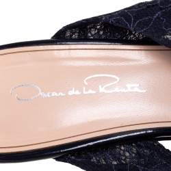 Pre Owned صندل اوسكار دي لا رينتا غلين دانتيل أزرق مزخرف مقاس 38.5