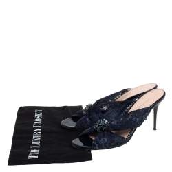 Pre Owned صندل اوسكار دي لا رينتا غلين دانتيل أزرق مزخرف مقاس 38.5