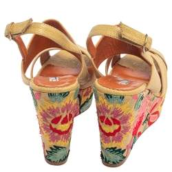 Pre Owned Oscar de la Renta Beige Fabric Wedge Sandals Size 38