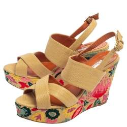 Pre Owned Oscar de la Renta Beige Fabric Wedge Sandals Size 38