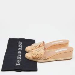 Pre Owned Oscar de la Renta Beige Patent Leather Laser Cut Detail Wedge Espadrille Slide Sandals Sizes 36