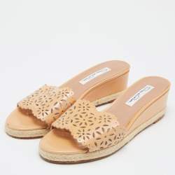 Pre Owned Oscar de la Renta Beige Patent Leather Laser Cut Detail Wedge Espadrille Slide Sandals Sizes 36