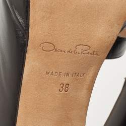 Pre Owned Oscar de la Renta Black Leather Pumps Size 38