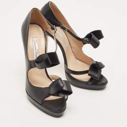 Pre Owned Oscar de la Renta Black Leather Pumps Size 38