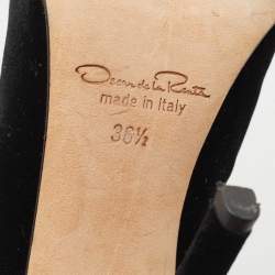 Pre Owned Oscar de la Renta Black Velvet Crystal Embellished Pumps Size 38.5