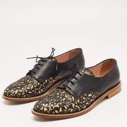 Pre Owned Oscar de la Renta Black Leather Lace Detail Lace Up Derby Size 40.5