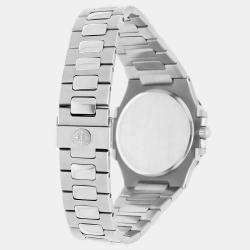 Pre Owned Patek Philippe Nautilus 3900/1 Quartz Silver Stainless Steel Women's Wristwatch 33 mm