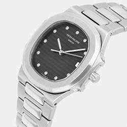 Pre Owned Patek Philippe Nautilus 3900/1 Quartz Silver Stainless Steel Women's Wristwatch 33 mm