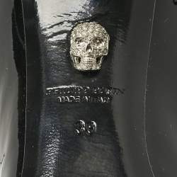 Pre Owned Philipp Plein Black Patent Leather Studded Pointed Toe Pumps Size 39