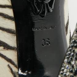 مملوكة مسبقًا حذاء كعب عالي فيليب بلين نعل سميك مقدمة مفتوحة شعر العجل مطبوع نقشة حيوانات أ بيض/أسود مرصع بالكريستال مقاس 36