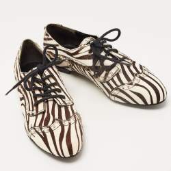 Pierre Balmain Black/ White Zebra Print Pony Hair and Leather Studded  Lace Up Oxfords Size 37