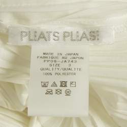 مملوكة مسبقًا Pleats Please By Issey Miyake White Plisse Buttoned Overlay Jacket L